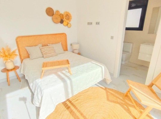 Pilar de La Horadada (Pinar De Campoverde), Villa #RD-N6422