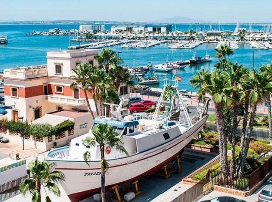 Santa Pola (Playa Tamarit), Apartment #CQ-00-61718