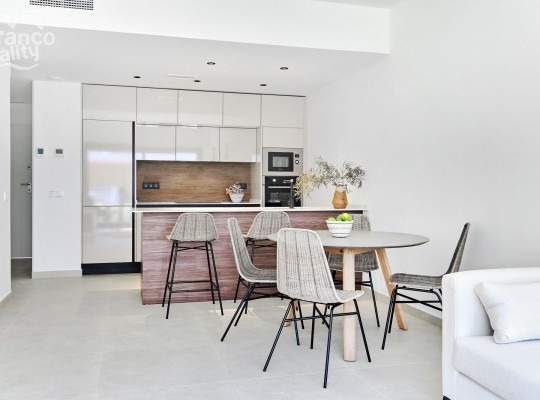 Luxury apartment complex just 250 meters from Laveleta beach, Torrevieja