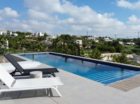 Las Colinas (Las Colinas Golf), Villa #CQ-BG-33908