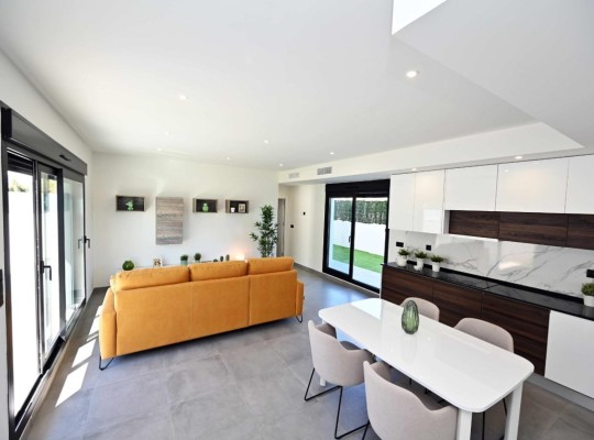 Orihuela Costa (Las Filipinas), Townhouse #CQ-00-82537