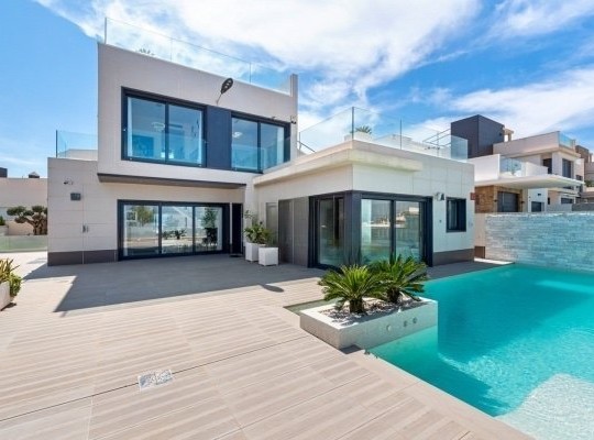 San Miguel de Salinas, Villa #CQ-BG-37958