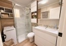Světlý byt s bazénem 800m od pláže