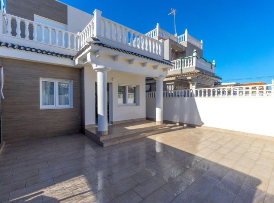 Torrevieja (El chaparral), Villa #CQ-UR-56967