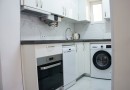 Kompletně zrekonstruovaný apartmán s bazénem v centru Torrevieja