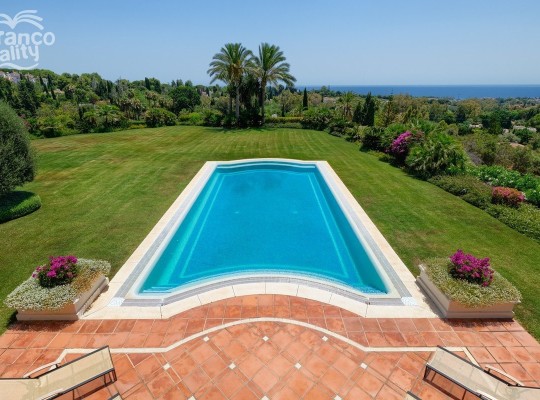 Marbella (Costa del Sol), Villa - Detached #CM-R4031227