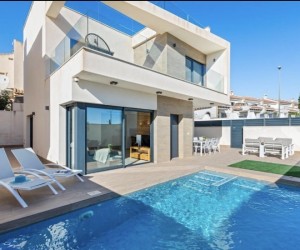 San Miguel de Salinas (SAN MIGUEL DE SALINAS), Villa #CQ-GL-36648