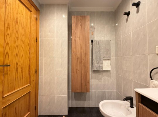 Apartmán ve výborné lokalitě, 200m od pláže Los Locos, Torrevieja