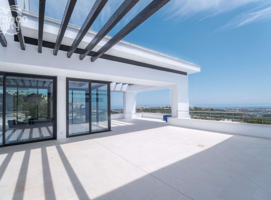 Benahavís (Costa del Sol), Villa - Detached #CM-R3878875