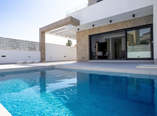 San Miguel de Salinas (Blue Lagoon), Villa #CQ-00-74331