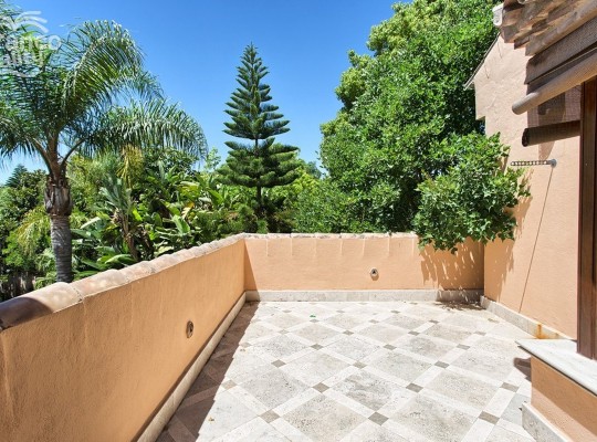 Marbella (Costa del Sol), Villa - Detached #CM-R4035049