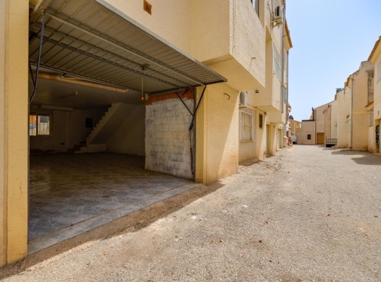 Los Montesinos, Townhouse #CQ-MY-58763