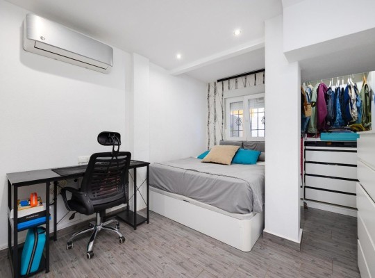 Guardamar del Segura (El Raso, Guardamar), Townhouse #CQ-MY-17926