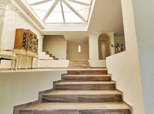 Dehesa de Campoamor, 
Villa   #ES-8238