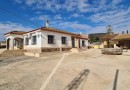Orihuela (La Matanza), Villa #CQ-GL-84417