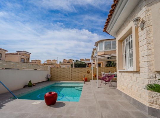 Villa El Raso (El Raso, Guardamar) #CQ-375