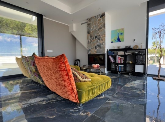 Las Colinas (Las Colinas Golf), Villa #CQ-BG-33908