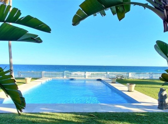 Guadalmina Baja (Costa del Sol), Villa - Detached #CM-R3862999