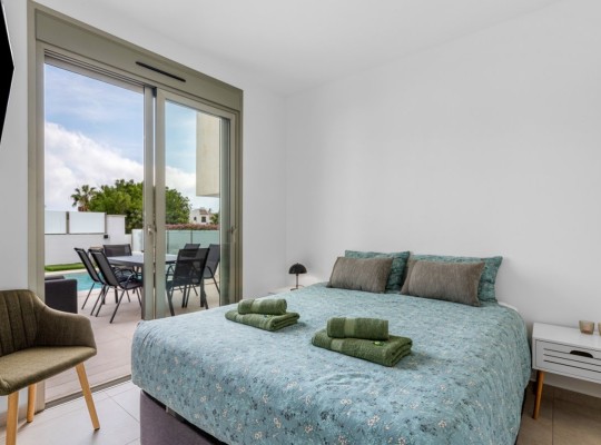 Orihuela Costa (Villamartin), Villa #CQ-WN-78024