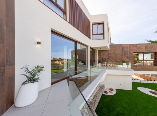 Benidorm (Puerta de Hierro), Villa #CQ-00-80614