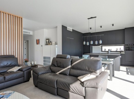 San Miguel de Salinas (Torremendo), Villa #CQ-WI-12408