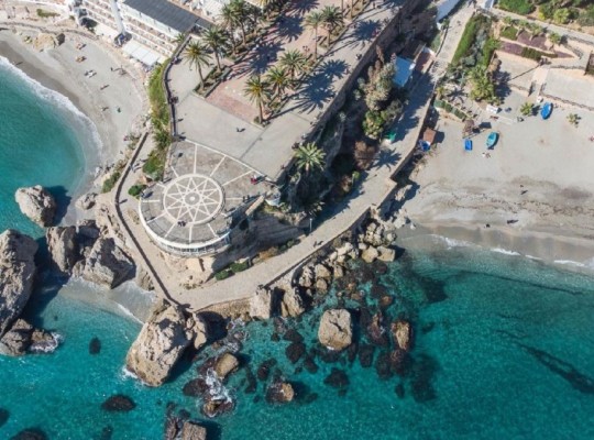 Apartmány v centru blízko pláže, Nerja