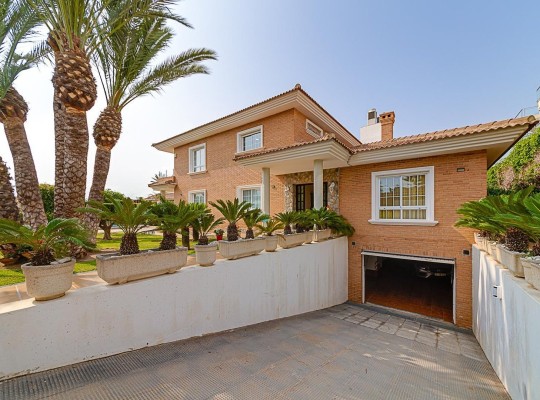 Torrevieja (La Veleta), Villa #CQ-TS-38030