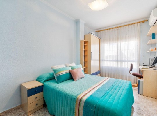 Torrevieja (torrevieja), Apartment #CQ-PJ-94948