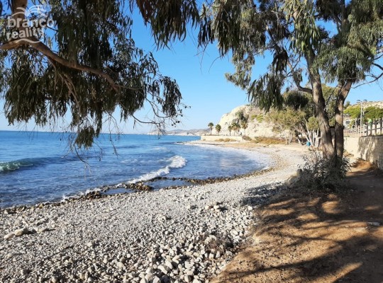 Apartment in Villajoyosa with sea view.