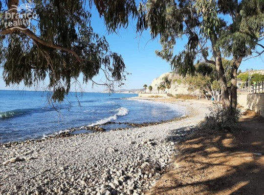 Apartment in Villajoyosa with sea view.