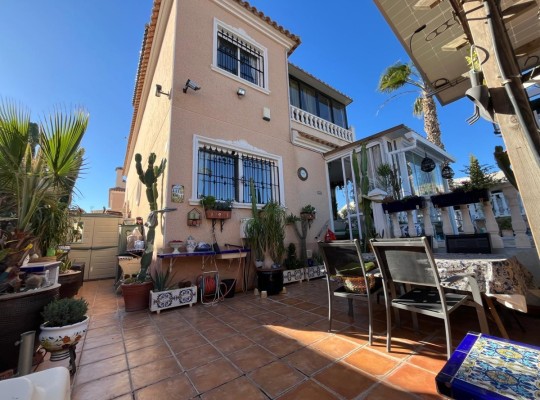 La Zenia (Orihuela Costa), Villa #CQ-M-64507