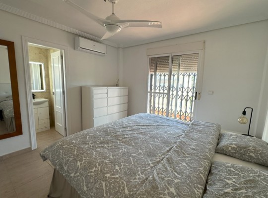 El Raso (El Raso, Guardamar), Villa #CQ-388