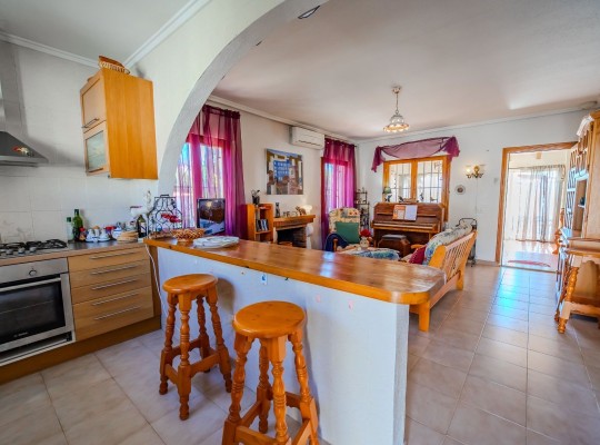 Villa Ciudad Quesada (Town Center) #CQ-307