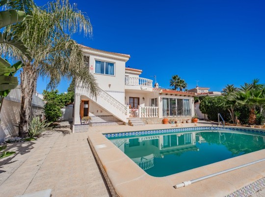 Villa Ciudad Quesada (Town Center) #CQ-307