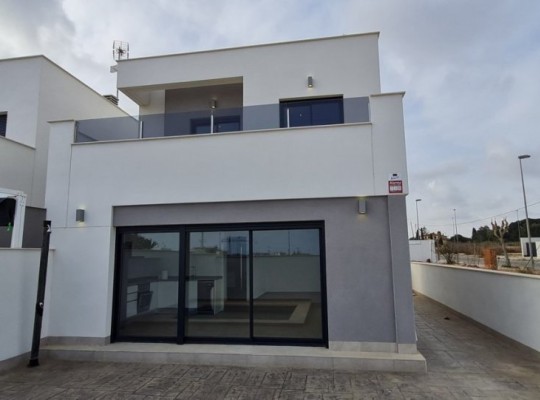 Orihuela Costa (El Barranco), Villa #CQ-00-68137