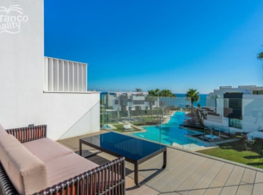 Estepona (Costa del Sol), Townhouse - Terraced #CM-R4190698