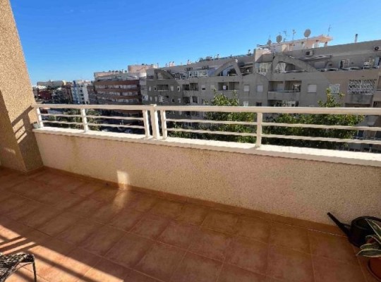 Apartmán s garáží a velkou terasou v centru, Torrevieja