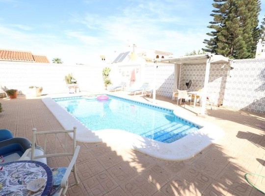 Torrevieja (La Siesta - El Salado - Torreta), Villa #CQ-JM-47746