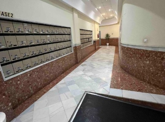 Apartmán s garáží a velkou terasou v centru, Torrevieja