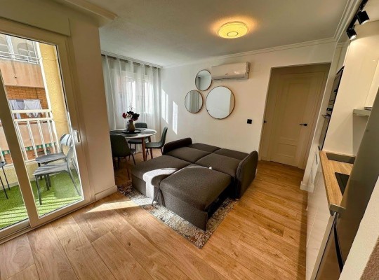 Byt v Torrevieja jen 500m od moře s jižní orientací