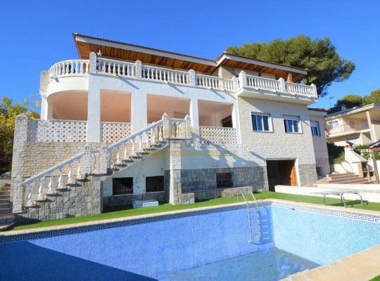 Campoamor, Villa #CQ-R-23091