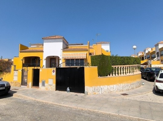 Los Montesinos, Bungalow #CQ-911