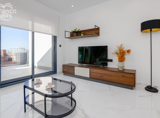 Apartmány se 2 nebo 3 ložnicemi v El Raso.