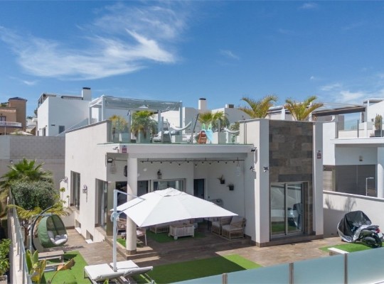 Villamartin, Villa #CQ-OC-74761