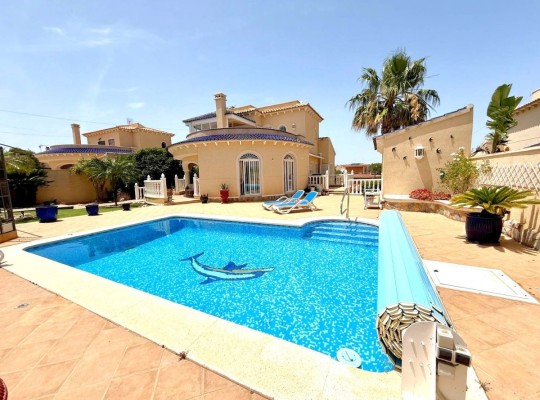 Villamartin, Villa #CQ-VK-62314